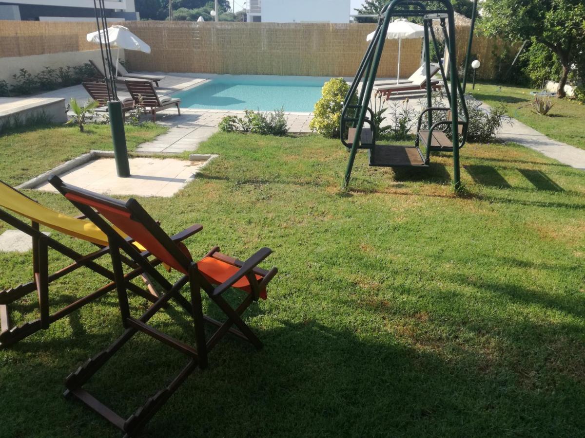 Endless Summer Pool Flat Ixia  Exterior photo