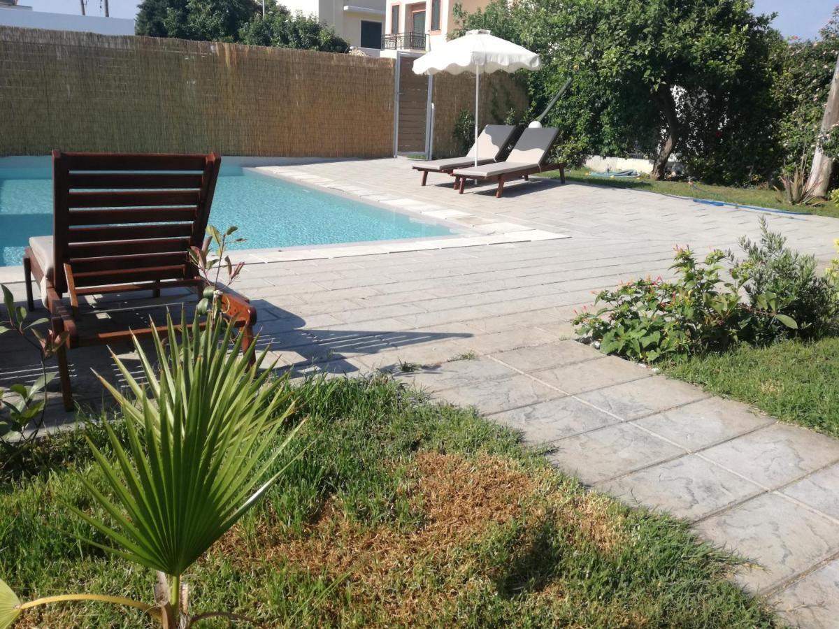 Endless Summer Pool Flat Ixia  Exterior photo